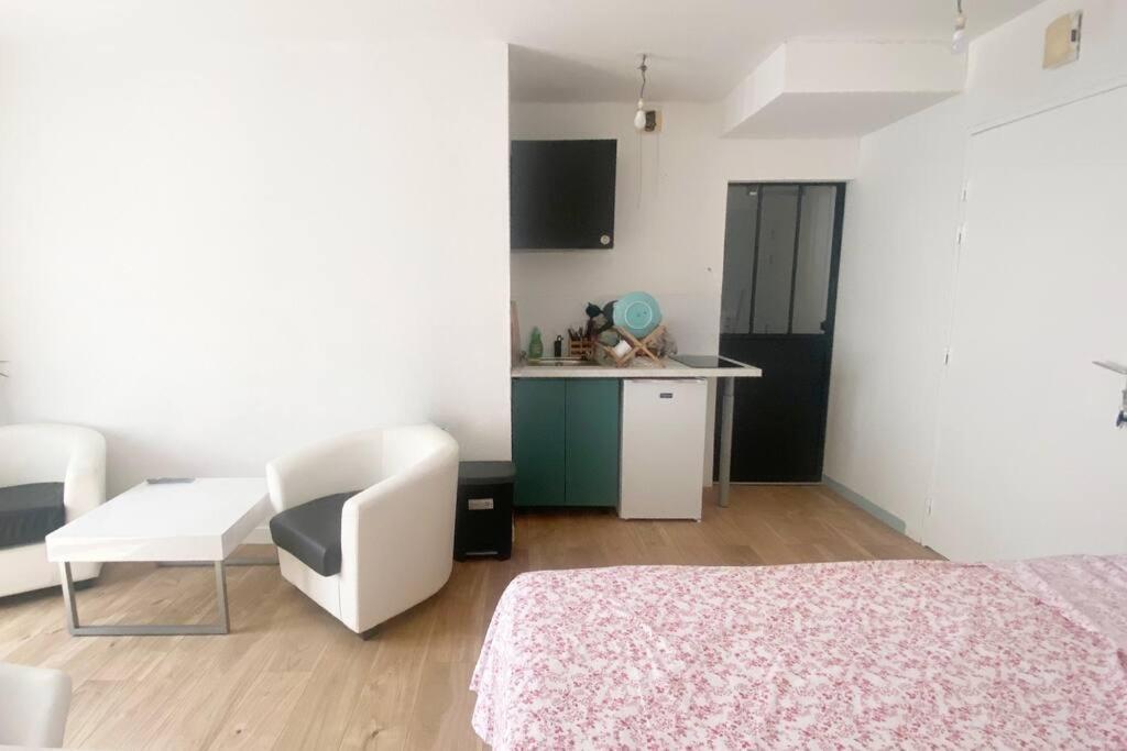 Appartement En Face De La Gare - Centre Ville Poitiers Ngoại thất bức ảnh